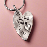 17 Tally Mark Keyring Husband Wife Gifts 17th Anniversary 17 Years Love Heart Keychain I Still Do