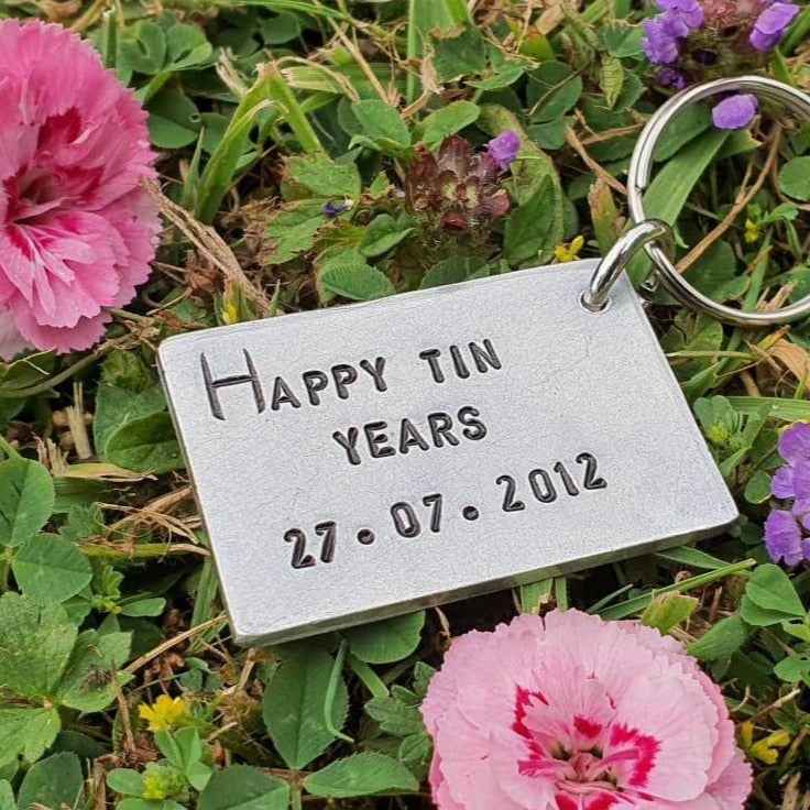 10th Wedding Anniversary Gifts HAPPY TIN YEARS and Tin Gift