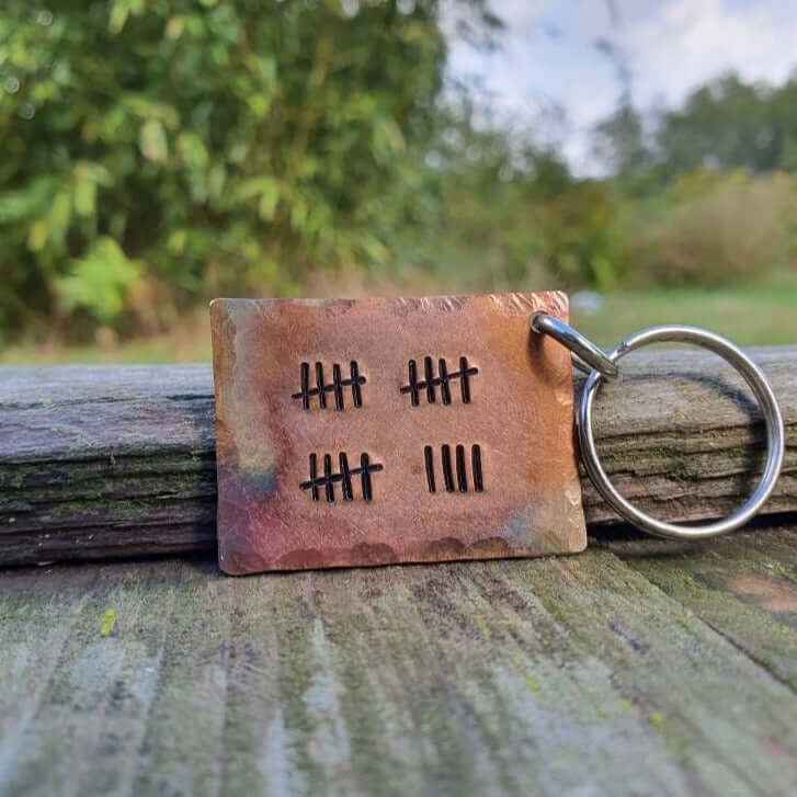 Tally Mark 19 Years 19th Bronze Anniversary Gifts Keychain 